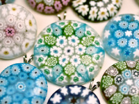 「ミルフィオリ（千の花）」アクセサリー作品